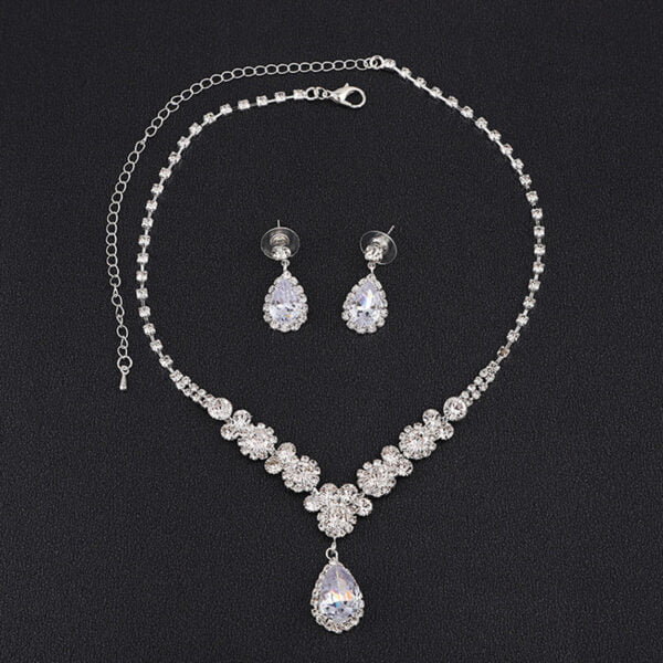 Earring and Necklace Set 1 - Image 3